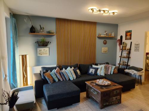 Ferienhaus Möwennest 18, Butjadingen, Tossens, Sauna, Strandkorb, Nordsee, 3 SZ, bis 8 Gäste plus 2 Kleinkinder in Butjadingen, Deutschland