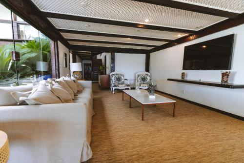 Oprema, House with 5 suites on the sand of Ferradura Beach in plaža Ferradura