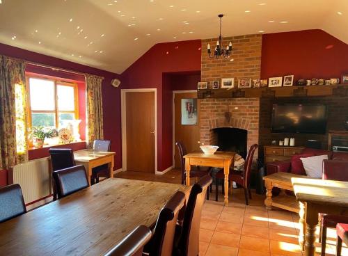 Willow Tree Cottages in Barnby in the Willows