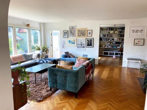 Comfortable Villa Near Stockholm City in 엔스케데