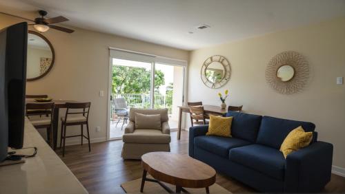 Premier Resort Style Living ENTIRE HOMES Minutes from Santa Monica