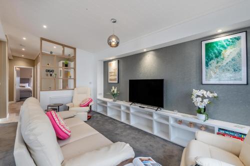 Iekārtas, 3 Bed in Tallington oc-s30309 in Greitforda
