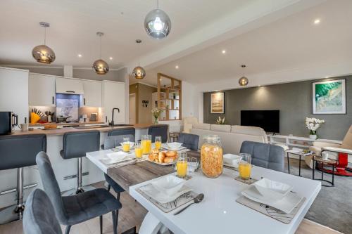 Iekārtas, 3 Bed in Tallington oc-s30309 in Greitforda