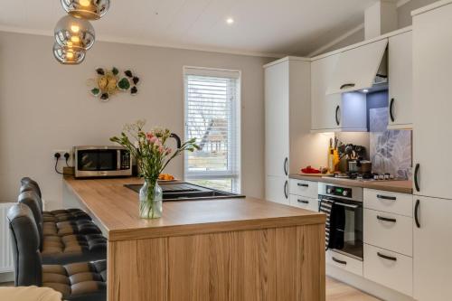 Iekārtas, 3 Bed in Tallington oc-s30309 in Greitforda