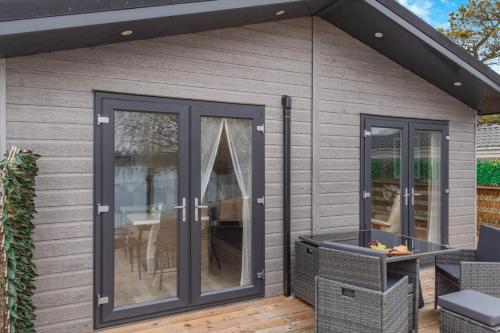 Iekārtas, 3 Bed in Tallington oc-s30309 in Greitforda
