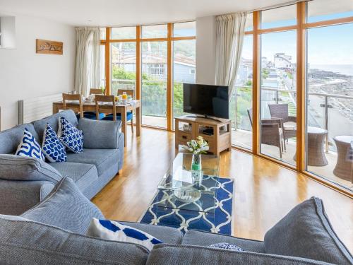Apartment 22, Horizon View, Westward Ho