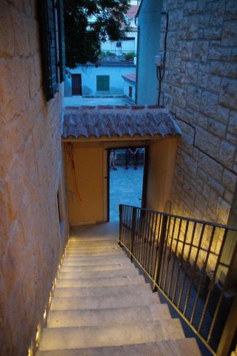 Apartment and Rooms Desideria - image 4