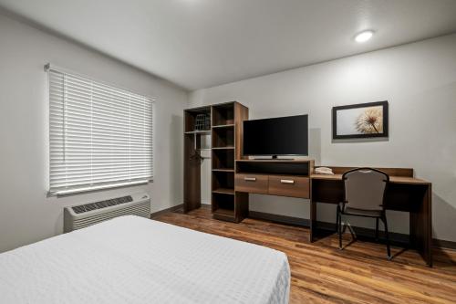 WoodSpring Suites Orlando East UCF - image 28