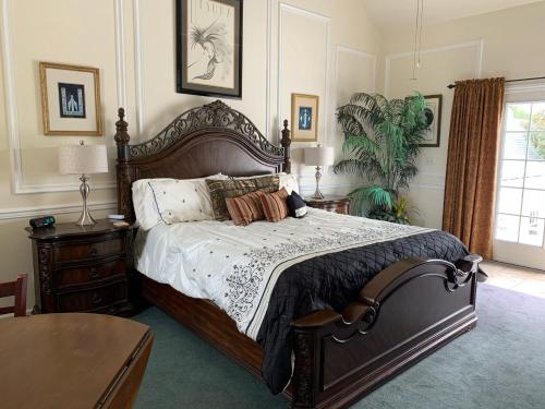 The Inn at Benicia Bay