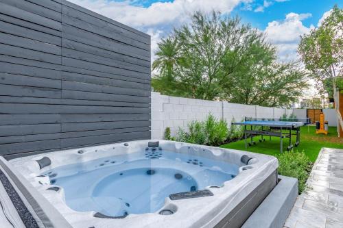 Modern Downtown Oasis in Phoenix City Center
