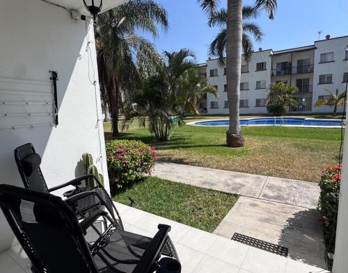 condominio, 5 albercas, 3 camas, 3 estacionamientos in Jautepeka