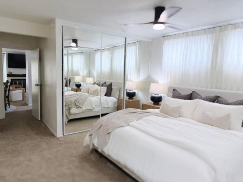 The Cozy Abode On Beagle Street- 3BR 2BA -Sleeps 16- Pool in Clairemont Mesa East