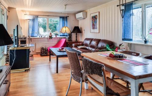 Stunning Home In Årred With Wifi (Stunning Home In Arred With Wifi) in Gundlered