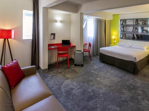 Exterior view, Ibis Styles Cannes Le Cannet Hotel in Cannes
