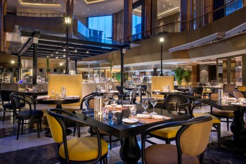 Restaurant, Sofitel Zhengzhou Hotel in Zhengzhou
