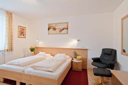 1 twin bed