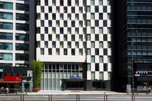 Days Hotel by Wyndham Seoul Myeongdong, Séoul