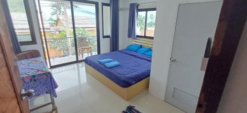 ห้องพัก, P & T Guesthouse in หาดบ่อผุด