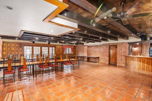 Meeting room / ballrooms, The Honest Lawyer, an Ascend Collection Hotel in Tahunanui