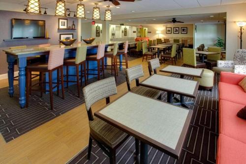 Létesítmények, Pittsburgh Airport Inn and Suites in Pittsburgh Nemzetközi Repülőtér