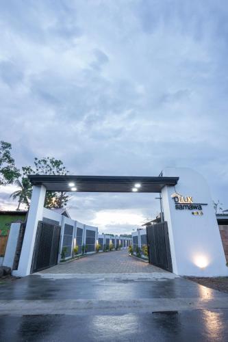 . Dlux Samawa Hotel