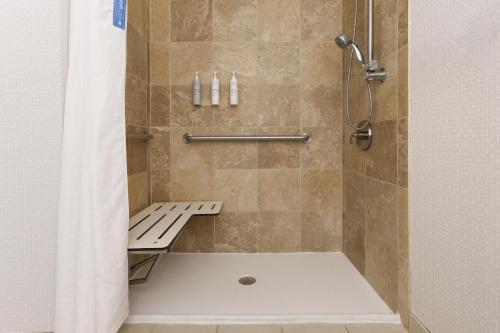 Hampton Inn Miami-Coconut Grove/Coral Gables - image 22