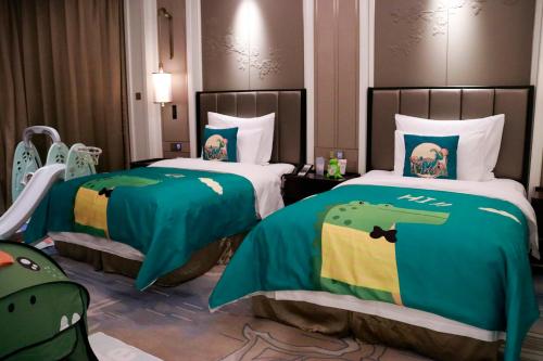 room detail thumbnail 0