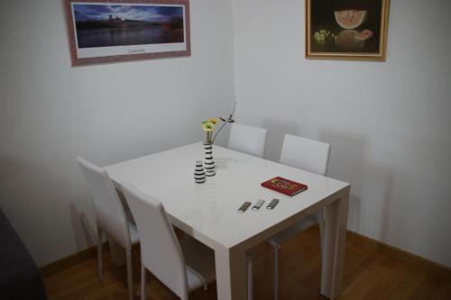 Apartamentos La Muralla - image 13