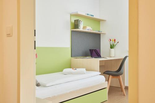 2 bedrooms, 2 beds