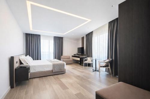 Joelle Premium Hotel in Саранда