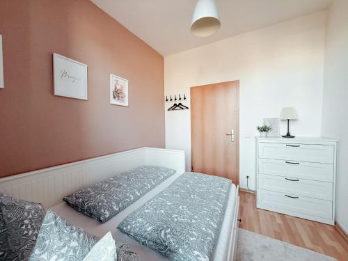Ulmen, App 105 in Chemnitz, Deutschland