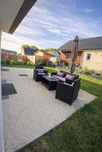 Dārzs, Belle maison neuve à 5 mn de la plage (Belle maison neuve a 5 mn de la plage) in Colleville-Montgomery