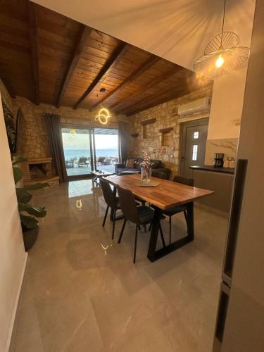 Drios Hillhouse II in ดริออส