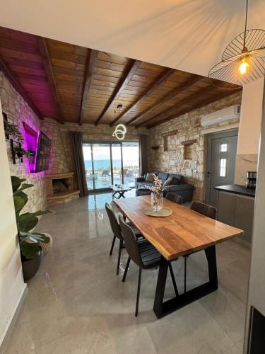 Drios Hillhouse II in ดริออส
