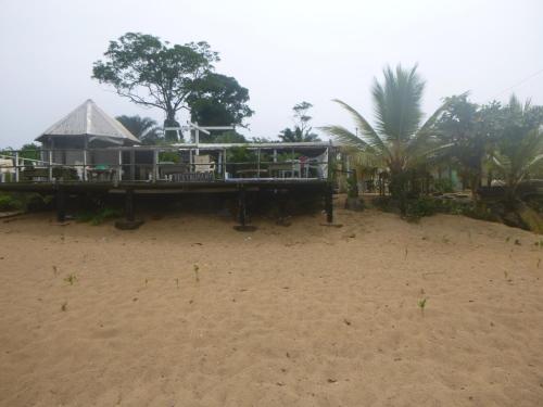 Beauséjour Kribi Plage (Beausejour Kribi Plage) in 克里比