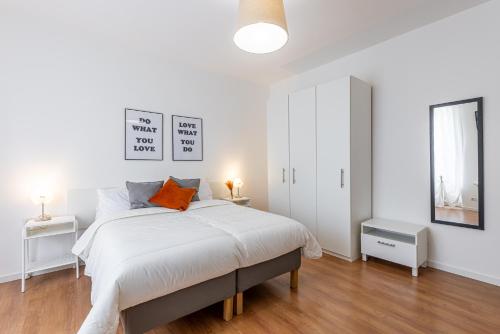 AstraLek - Pet & Trekking - Free parking - vicino Ospedale Manzoni