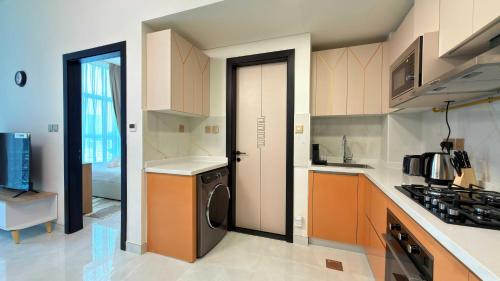 Skyz Lifestyle 1BR Residences at Arjan with Pool & Gym - image 11