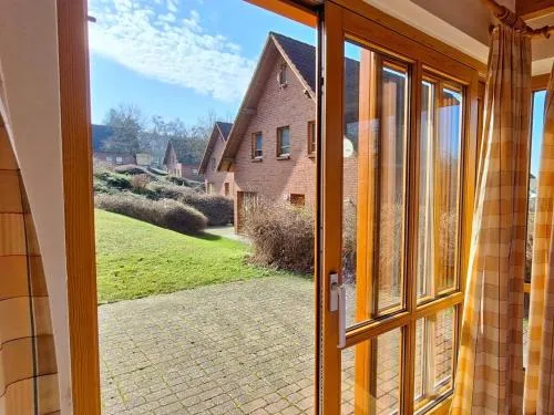 Haus 24 im Natur Ferienpark, Perfekt für Hundeliebhaber, Wanderfreunde und Naturliebhaber in Nieheim, Deutschland