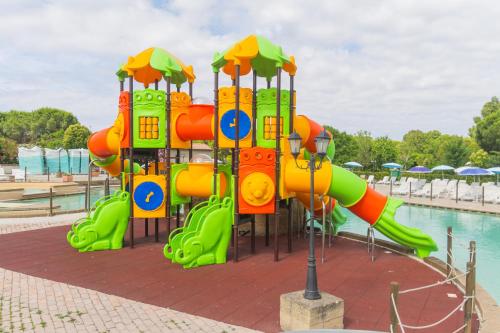Camping Le Palme in Бібона