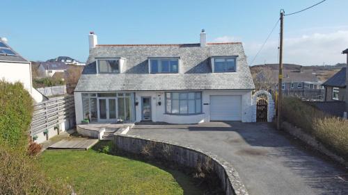 Penmorfa -4 Bed-3 Bath-Coastal Retreat Sleeps 9 gîte à louer Trearddur Bay