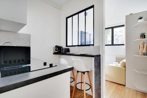 Authentic studio - 2P - Plaine-Monceau - image 3
