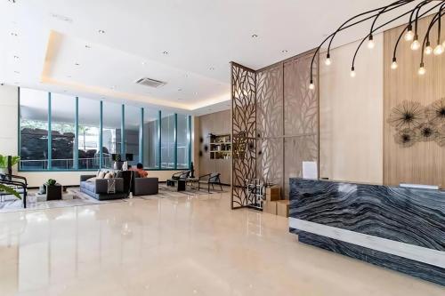 Aesthetic Modern Suite 1br | One Uptown Residence - Makati