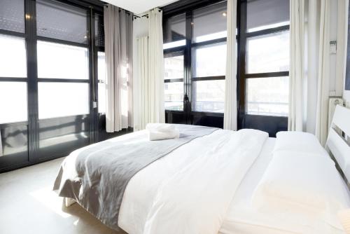 Santa Rosa Madrid 204 by Escape Home - image 13