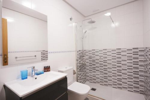 Santa Rosa Madrid 302 by Escape Home - image 2