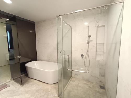 Platinum suite kuala lumpur by AMAN - image 4