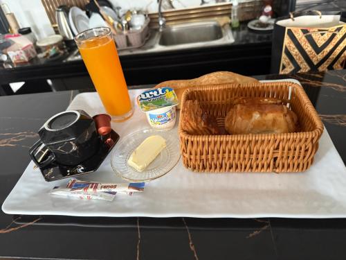 餐飲選擇, Le Studio du House & Food in 提斯