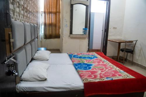 Taj Suit Inn Guest House – Agra, NC