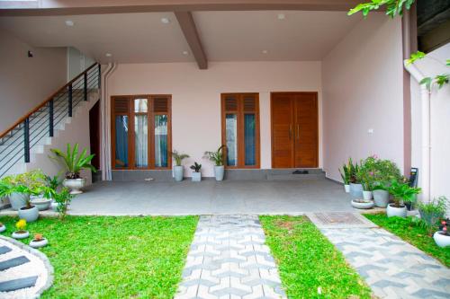 Exterior view, Haven Stay in Nawala Area