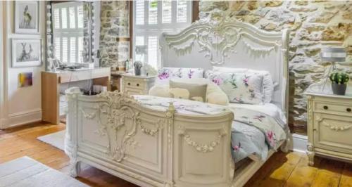 Llwynhelig House gîte à louer St Quintins Castle