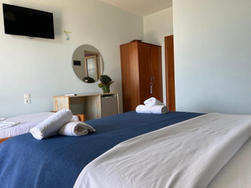 Hotel Prinos – Himarë, NY